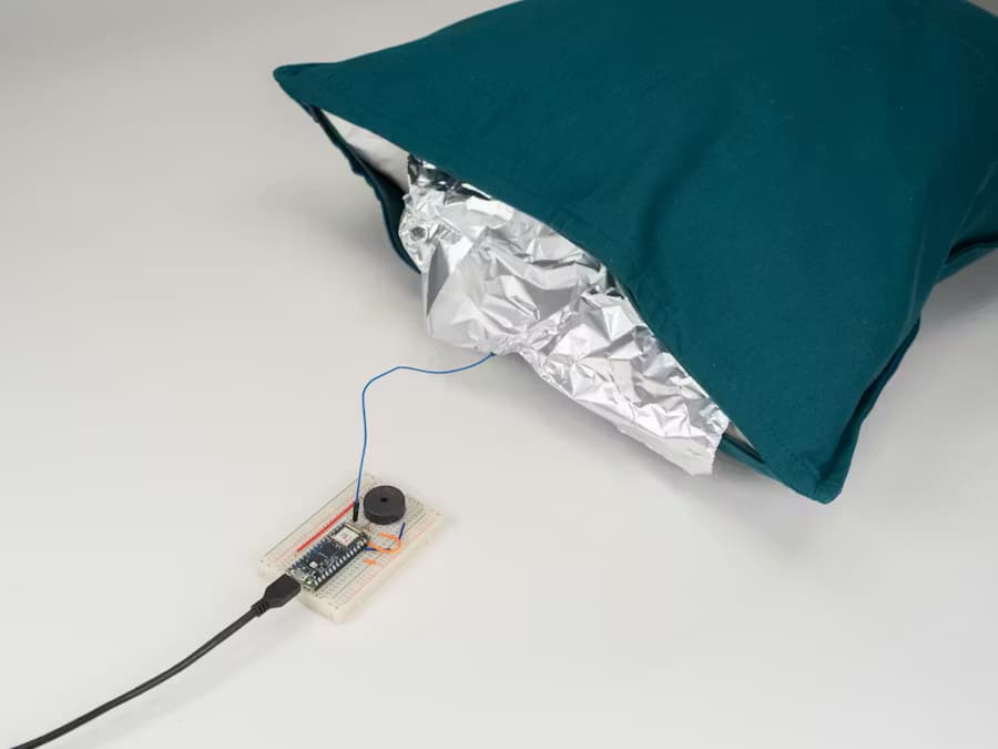 I Love You Pillow project — a huggable pillow that sends emojis via Arduino IoT Cloud