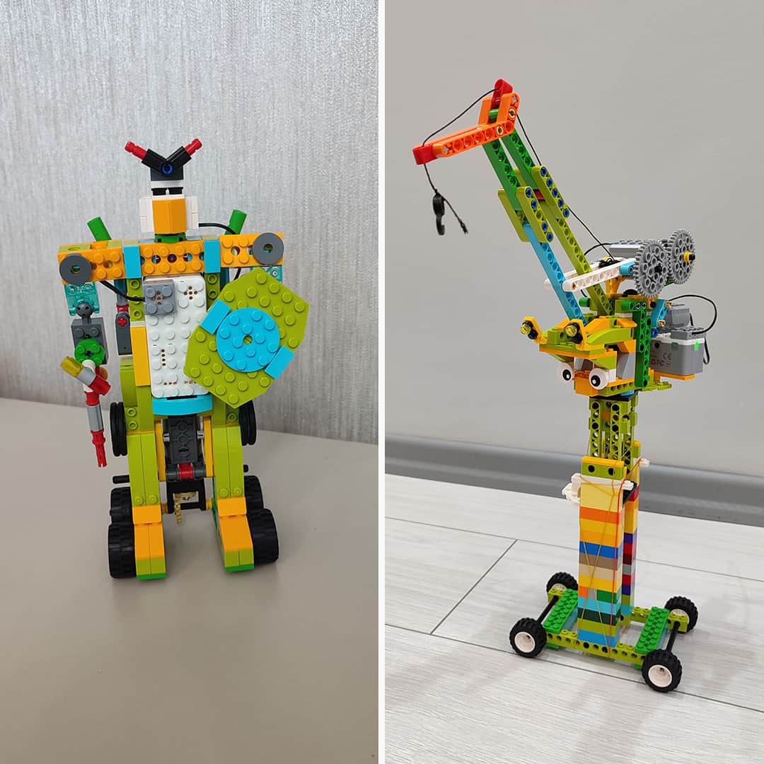 Robot and crane builds made with Makerzoid